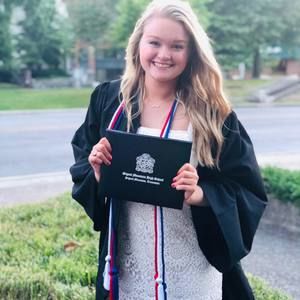 Meet your Posher, Savannah